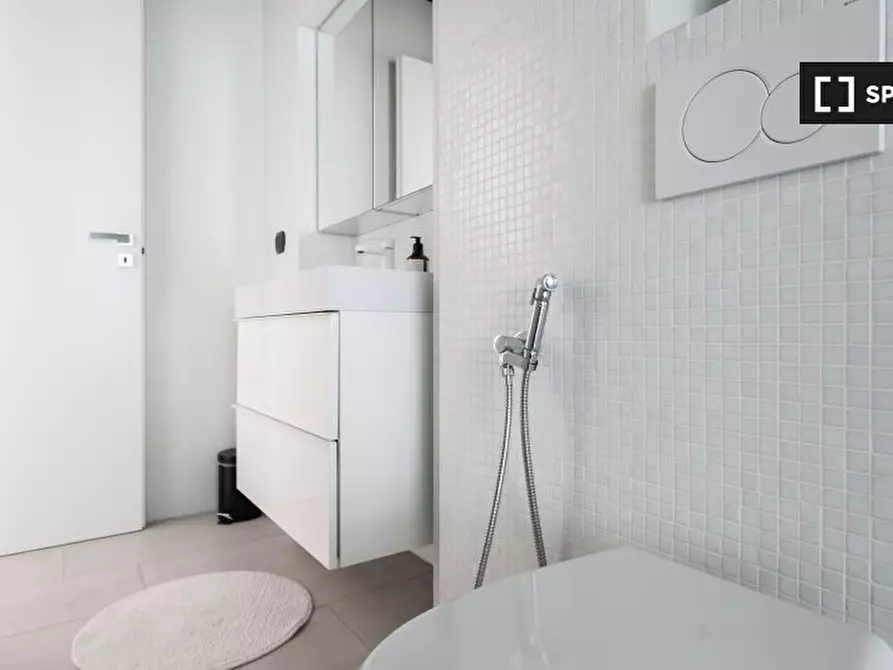 Immagine 2 di Appartamento in affitto  in Via Genova Thaon di Revel a Milano