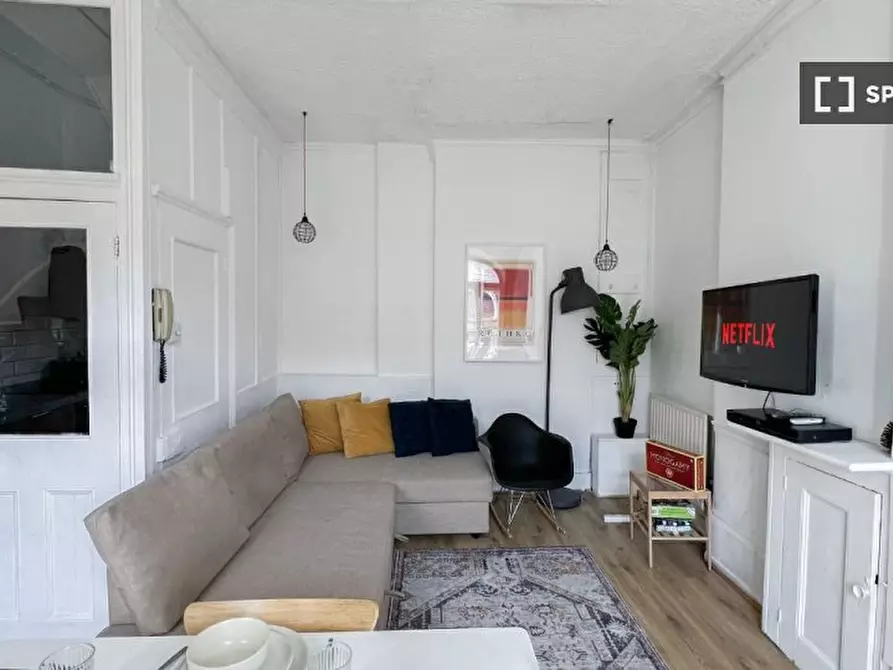 Immagine 12 di Appartamento in affitto  in A Long Ln a Islington