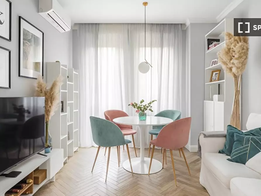 Immagine 1 di Appartamento in affitto  in Via Montecatini a Milano