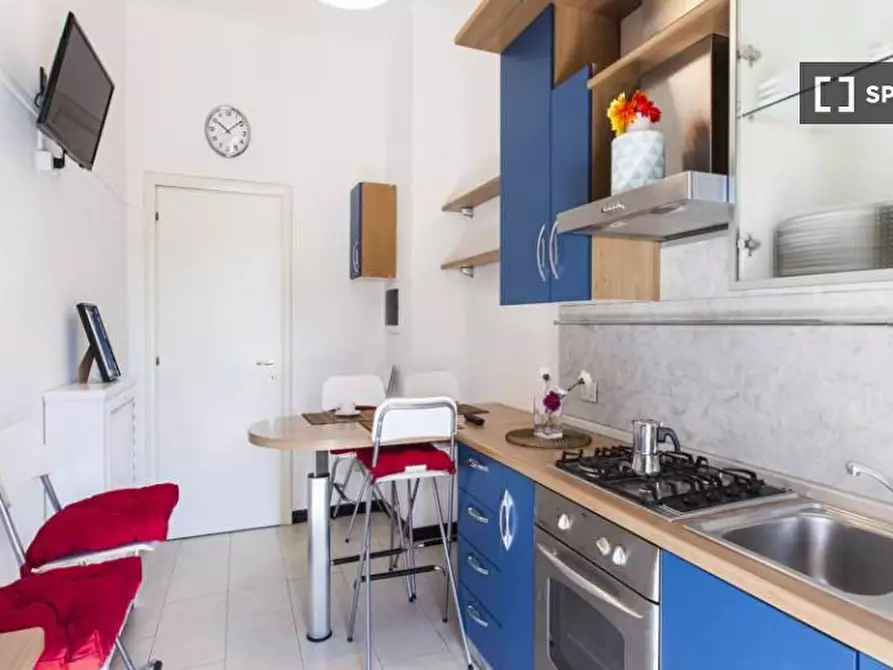 Immagine 11 di Camera condivisa in affitto  in Viale Emilio Caldara a Milano