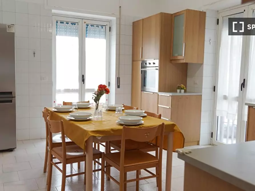 Immagine 19 di Camera condivisa in affitto  in Bognar a Pozzuoli