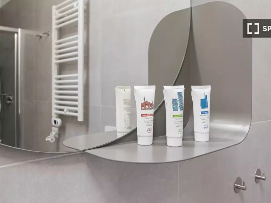 Immagine 12 di Appartamento in affitto  in Via della Commenda a Milano