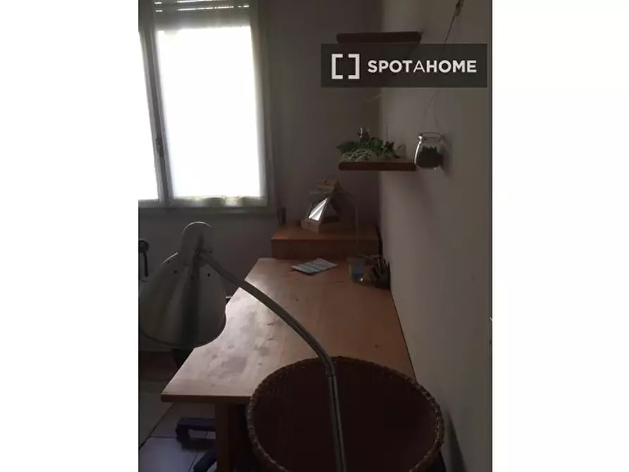 Immagine 5 di Camera condivisa in affitto  in Via Santa Croce a Bologna