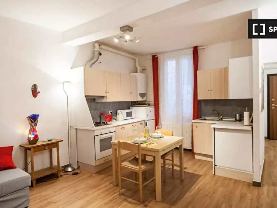 Immagine 3 di Appartamento in affitto  in Via Broccaindosso a Bologna