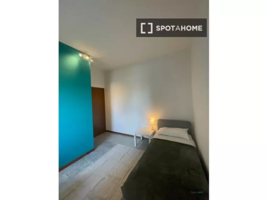 Immagine 11 di Camera condivisa in affitto  in Viale Quirico Filopanti a Bologna