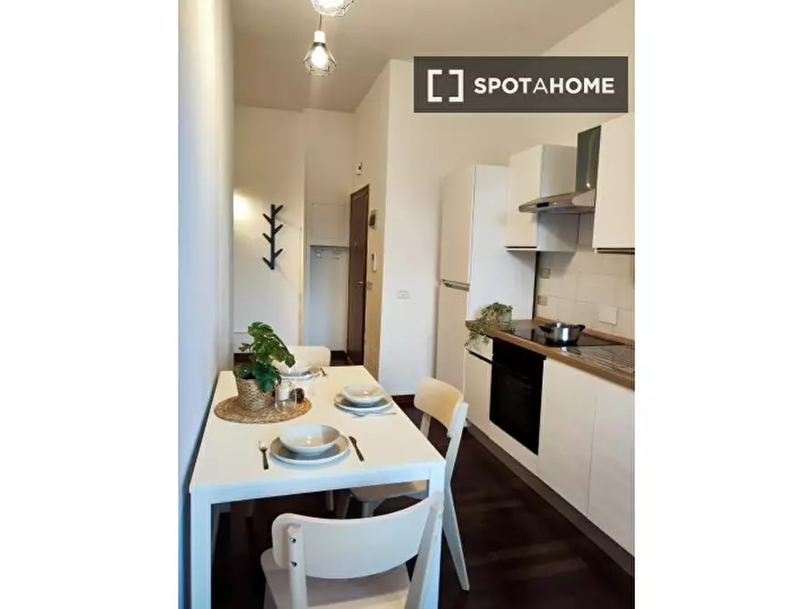 Immagine 4 di Camera condivisa in affitto  in Bellaria a Bologna