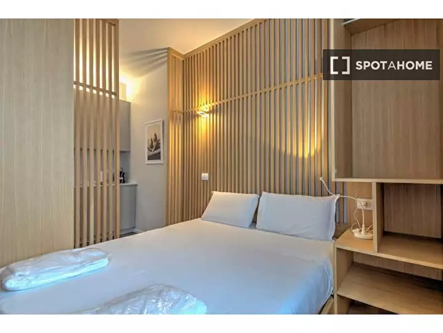 Immagine 12 di Ufficio in affitto  in Viale Vittorio Veneto a Milano