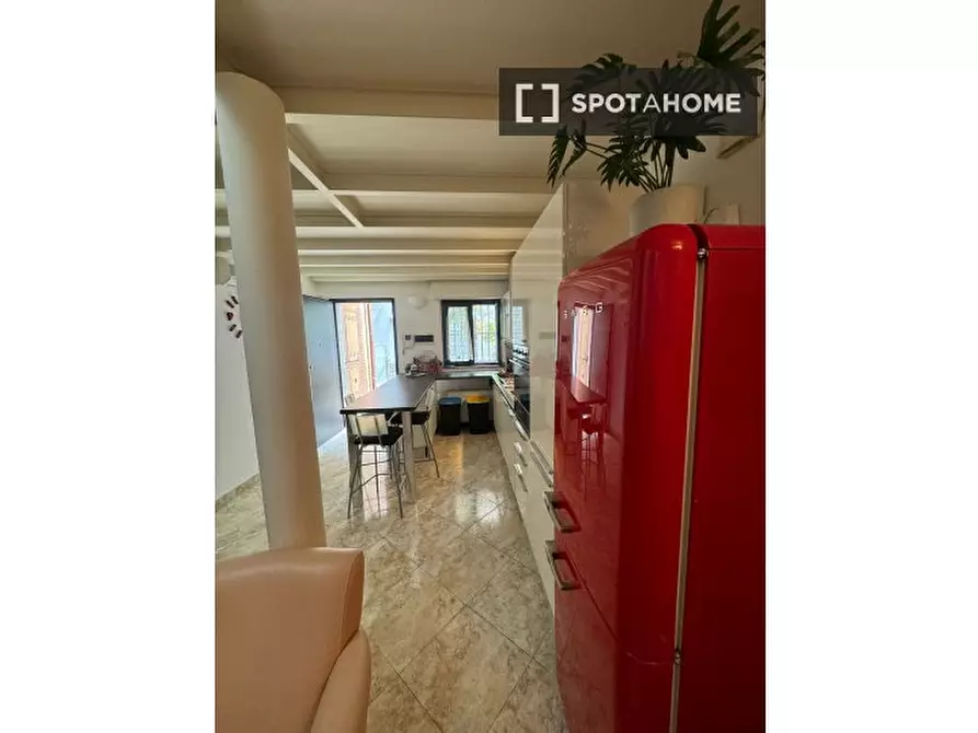 Immagine 14 di Appartamento in affitto  in Piazza Santa Maria alla Fontana a Milano