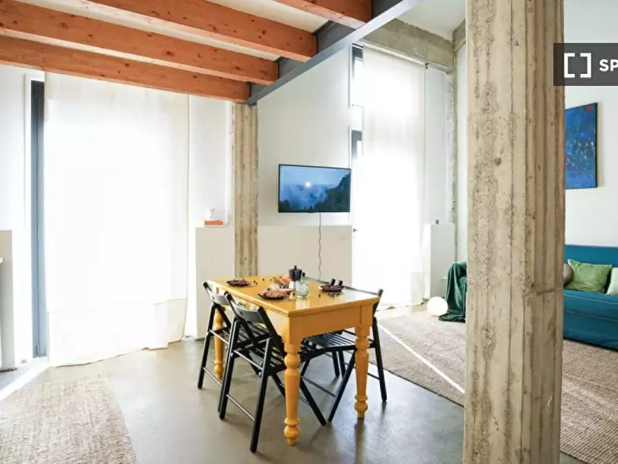 Immagine 1 di Appartamento in affitto  in Via Marcantonio dal Re a Milano