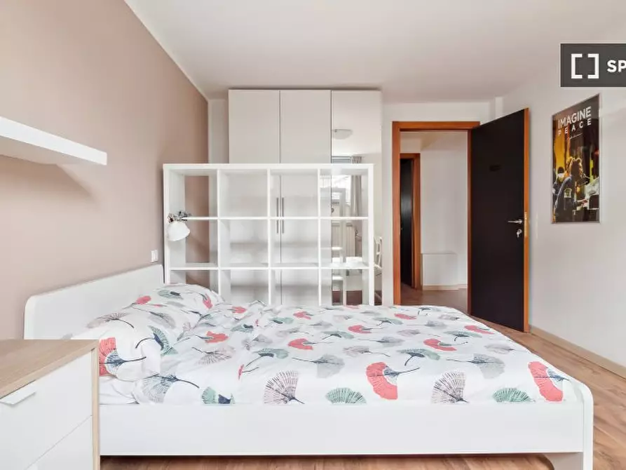 Immagine 1 di Camera condivisa in affitto  in Via Ernesto Breda a Milano