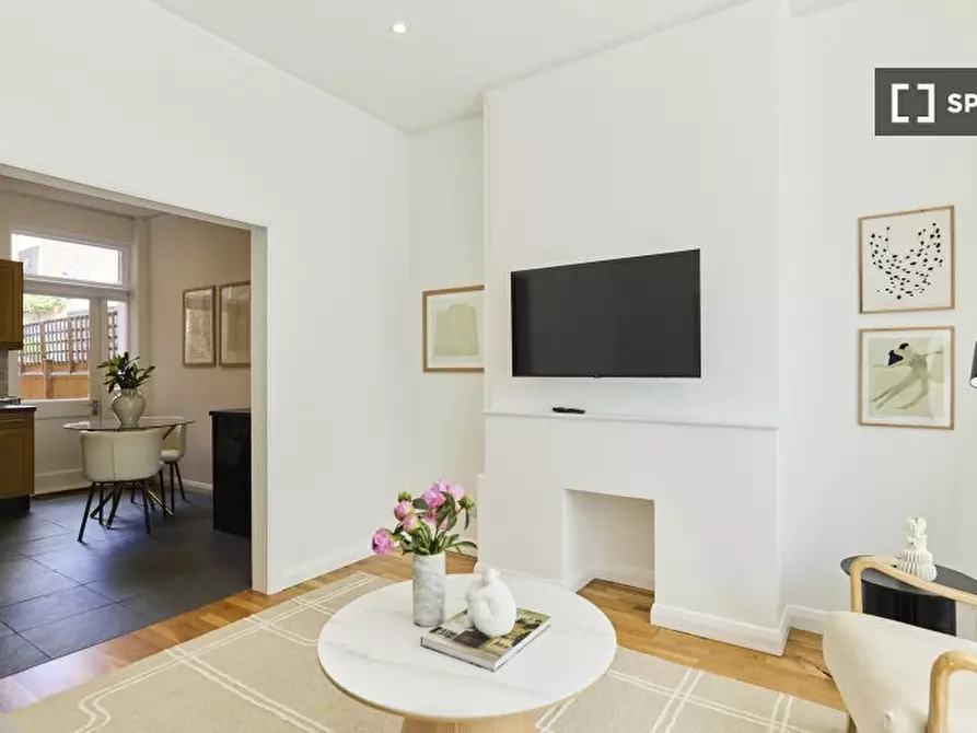 Immagine 17 di Appartamento in affitto  in Barcombe Avenue a Lambeth