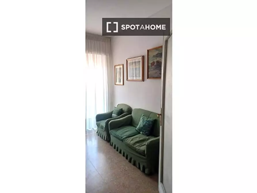 Immagine 6 di Appartamento in affitto  in Via Marcantonio Bragadin a Roma