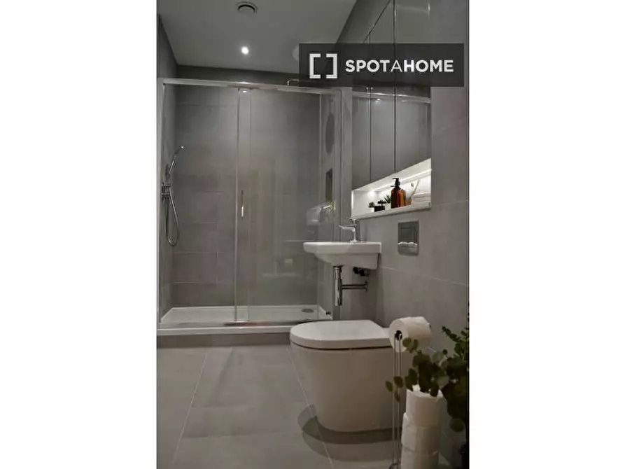 Immagine 17 di Appartamento in affitto  in Flat Syward Place a 