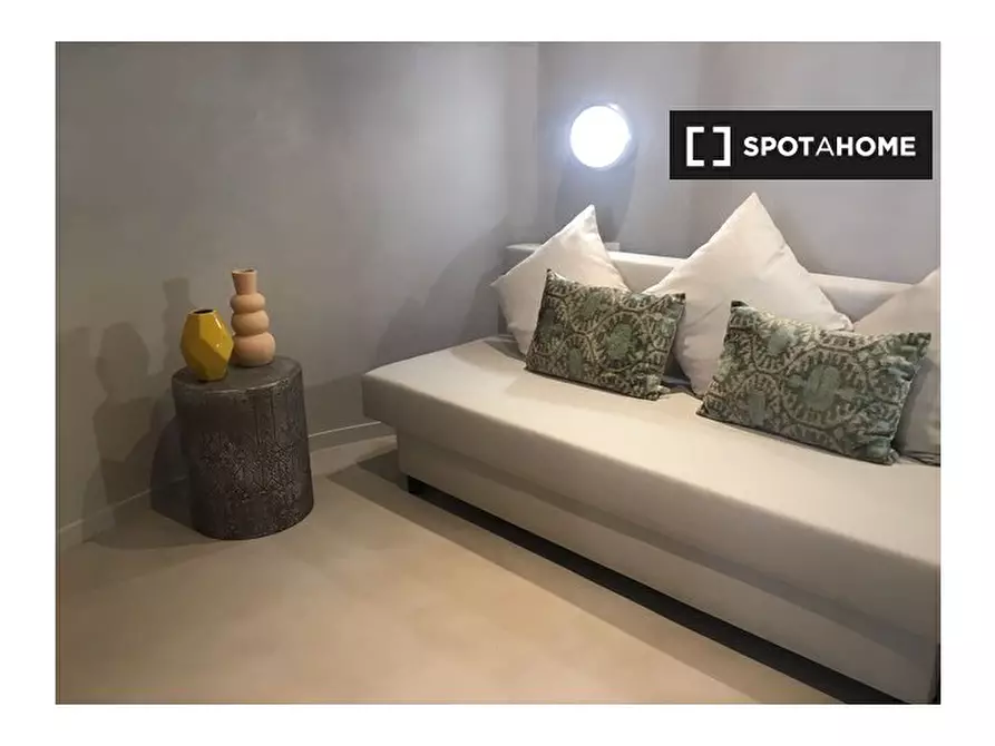 Immagine 5 di Appartamento in affitto  in Via Pantano a Milano