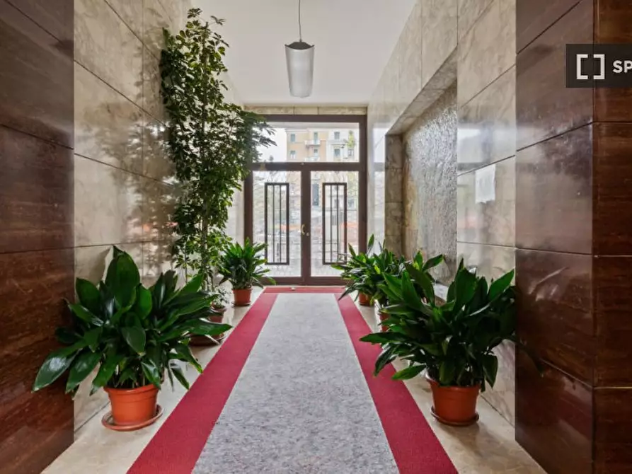 Immagine 17 di Camera condivisa in affitto  in Piazza Sant'Agostino a Milano