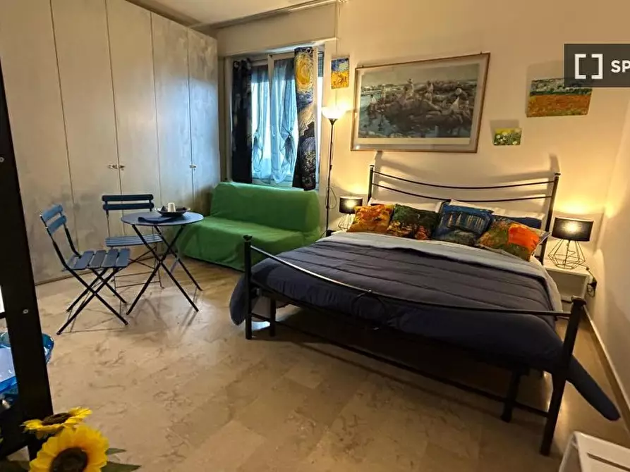 Immagine 2 di Camera condivisa in affitto  in Via Punta Licosa, 20156 Milano MI, Italy a Milano