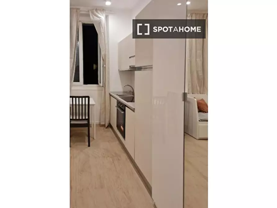 Immagine 19 di Ufficio in affitto  in Viale Monza a Milano