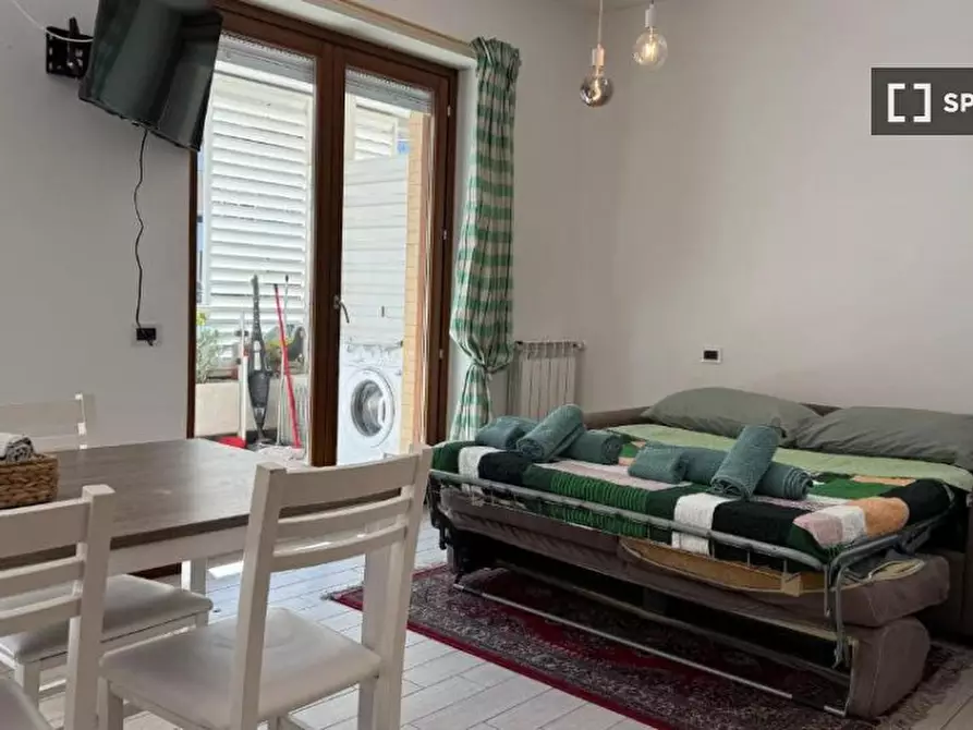 Immagine 11 di Appartamento in affitto  in V.le Leonida Tonelli a Roma