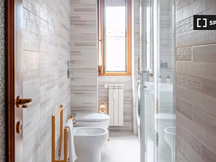 Immagine 19 di Appartamento in affitto  in Via Valassina a Milano