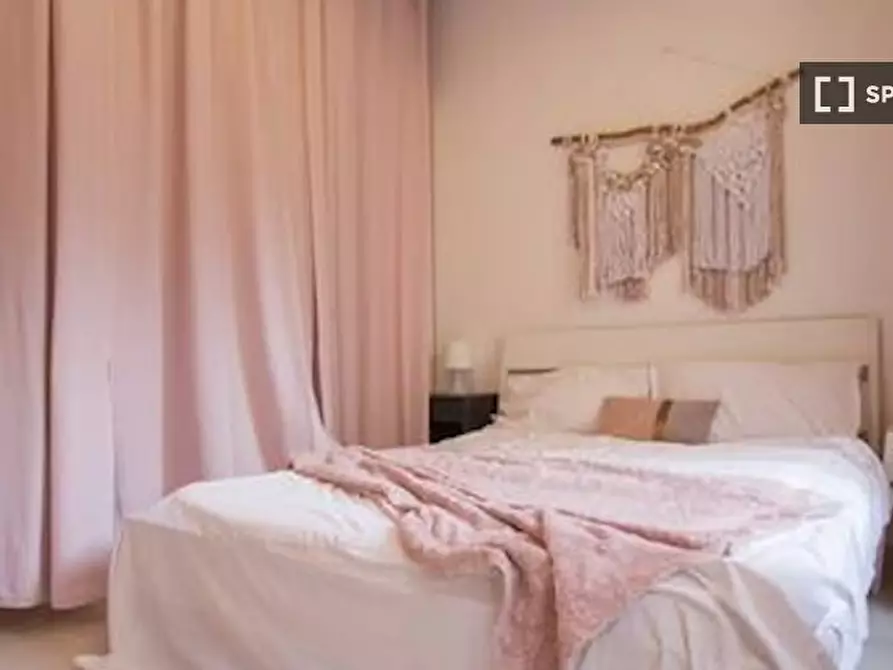 Immagine 9 di Appartamento in affitto  in Via dei Piatti a Milano