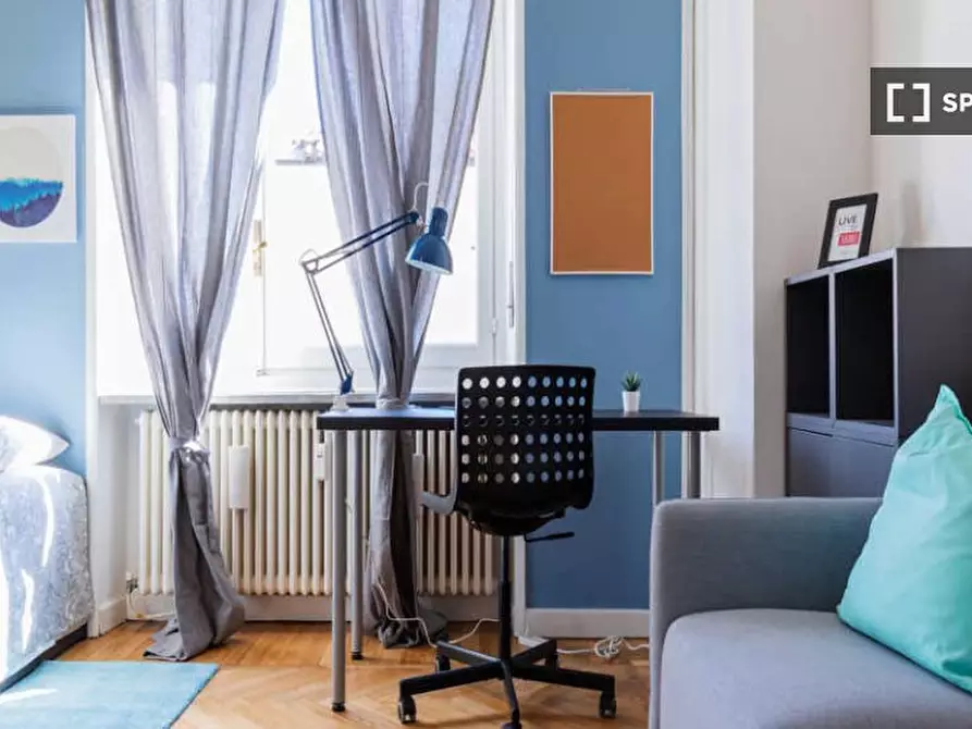 Immagine 4 di Camera condivisa in affitto  in Via Delle Rosine a Torino