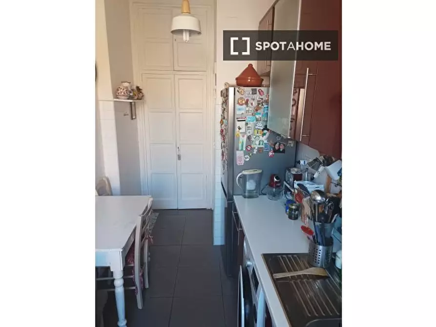 Immagine 4 di Camera condivisa in affitto  in Via Giulia di Gallese a Roma