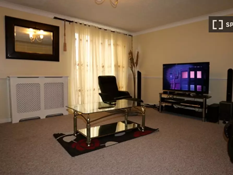 Immagine 2 di Appartamento in affitto  in Ware Point Drive a Eltham