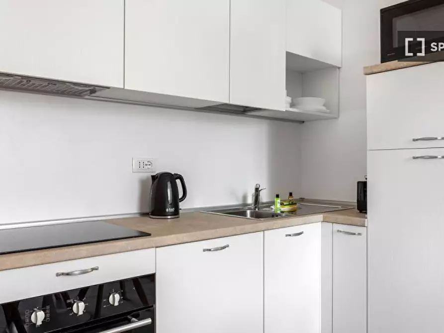 Immagine 8 di Appartamento in affitto  in Via Giuseppe Massarenti a Bologna