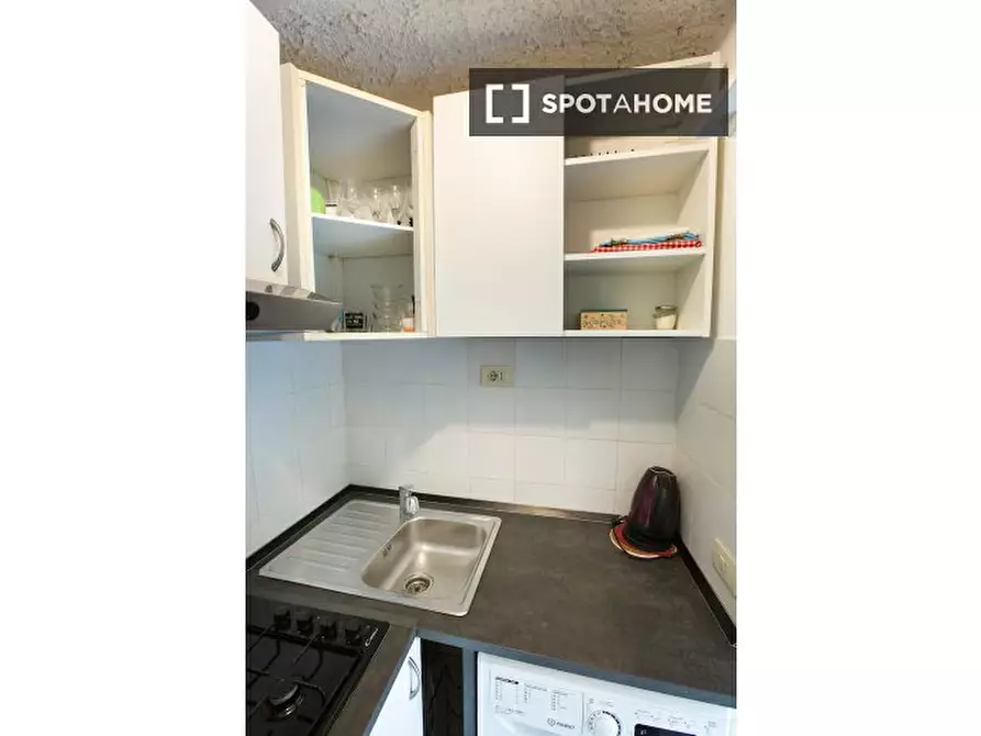 Immagine 16 di Appartamento in affitto  in Vicolo del Bologna a Roma