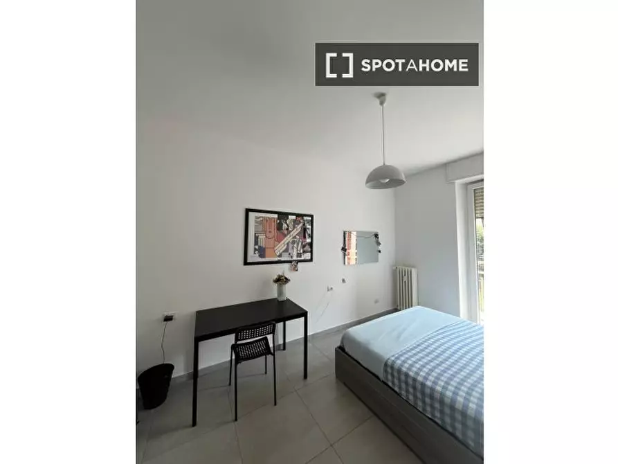 Immagine 3 di Camera condivisa in affitto  in Via Giovanni Cimabue a Milano