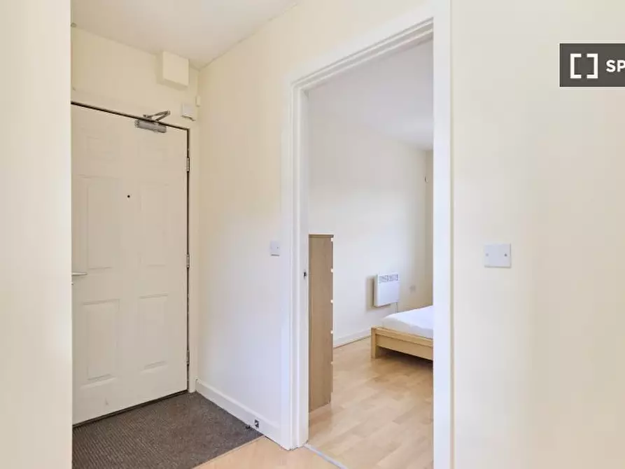 Immagine 13 di Appartamento in affitto  in Butler Close a Barnet
