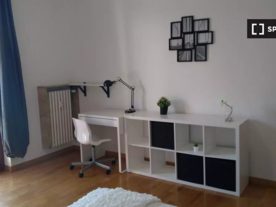 Immagine 4 di Camera condivisa in affitto  in Via Carlo Valvassori Peroni a Milano