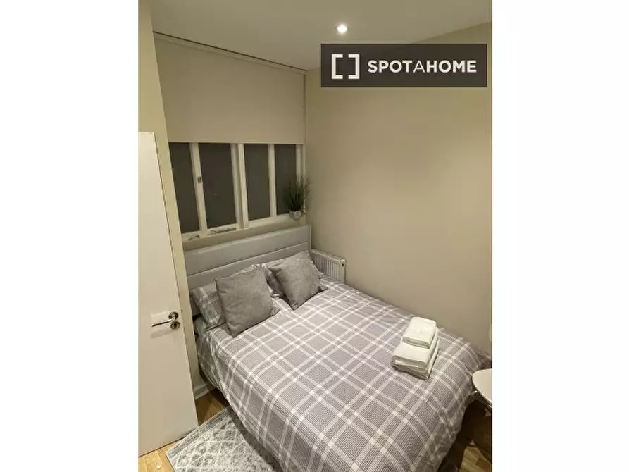 Immagine 6 di Appartamento in affitto  in Cornwall Gardens a Kensington