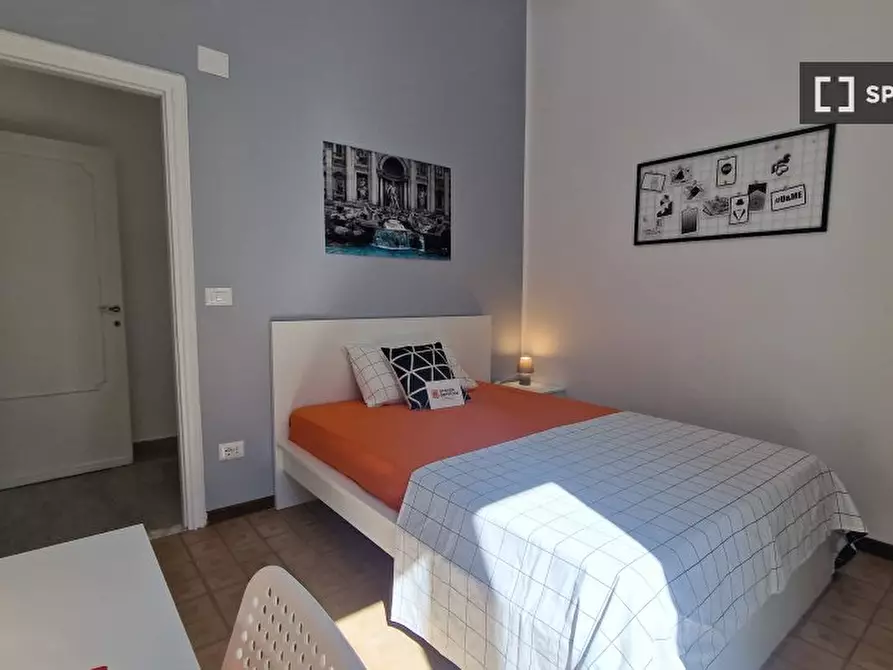 Immagine 4 di Camera condivisa in affitto  in Via Sabotino a Roma