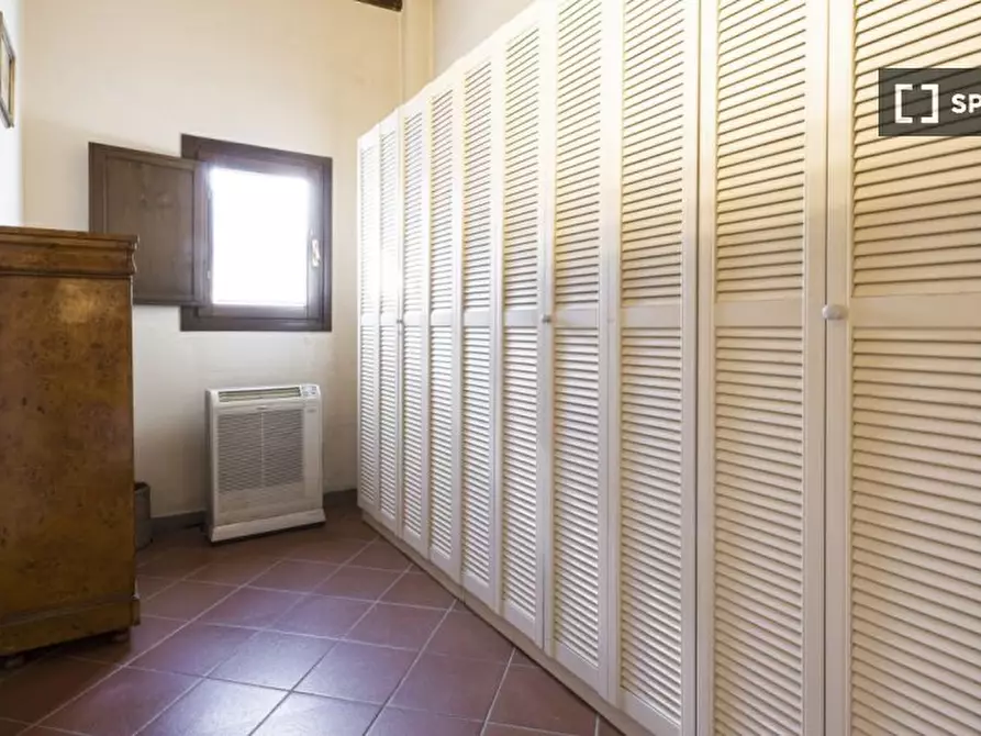 Immagine 13 di Appartamento in affitto  in Borgo S. Frediano a Firenze