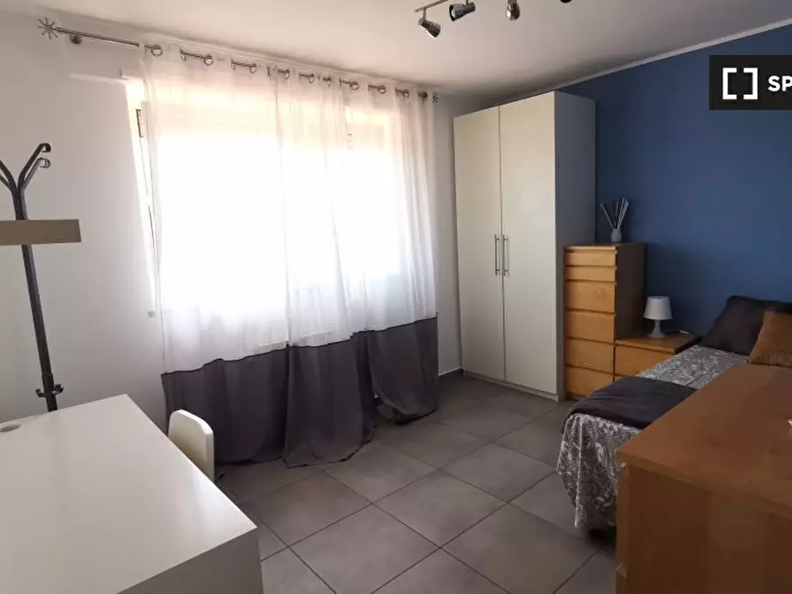 Immagine 5 di Camera condivisa in affitto  in Via Fabio Numerio a Roma