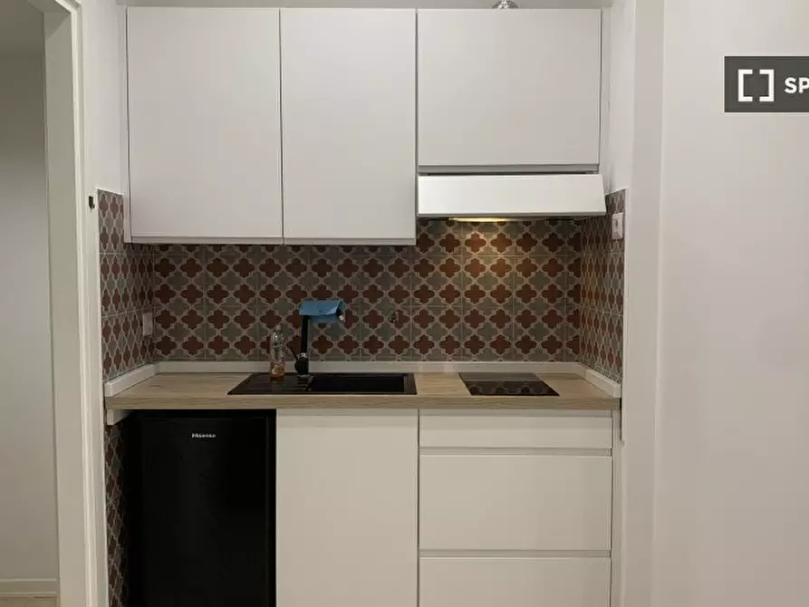 Immagine 6 di Appartamento in affitto  in Via Gualtiero Serafino a Roma