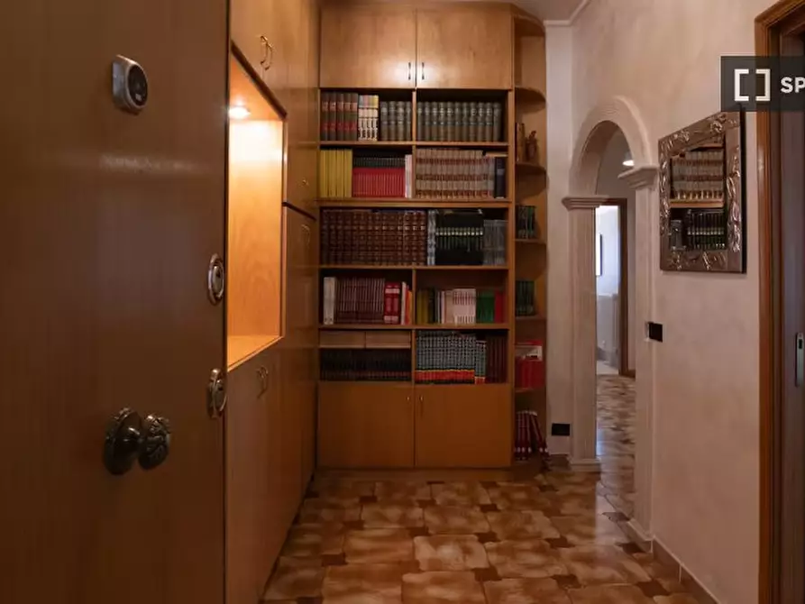 Immagine 17 di Appartamento in affitto  in Via di Casal Bertone a Roma