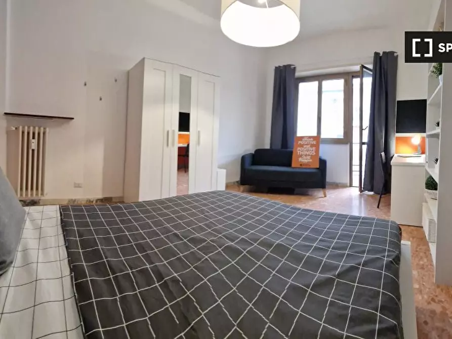 Immagine 3 di Camera condivisa in affitto  in Piazza Cardinal Ferrari a Roma