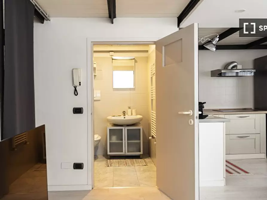 Immagine 12 di Appartamento in affitto  in Viale Umbria a Milano