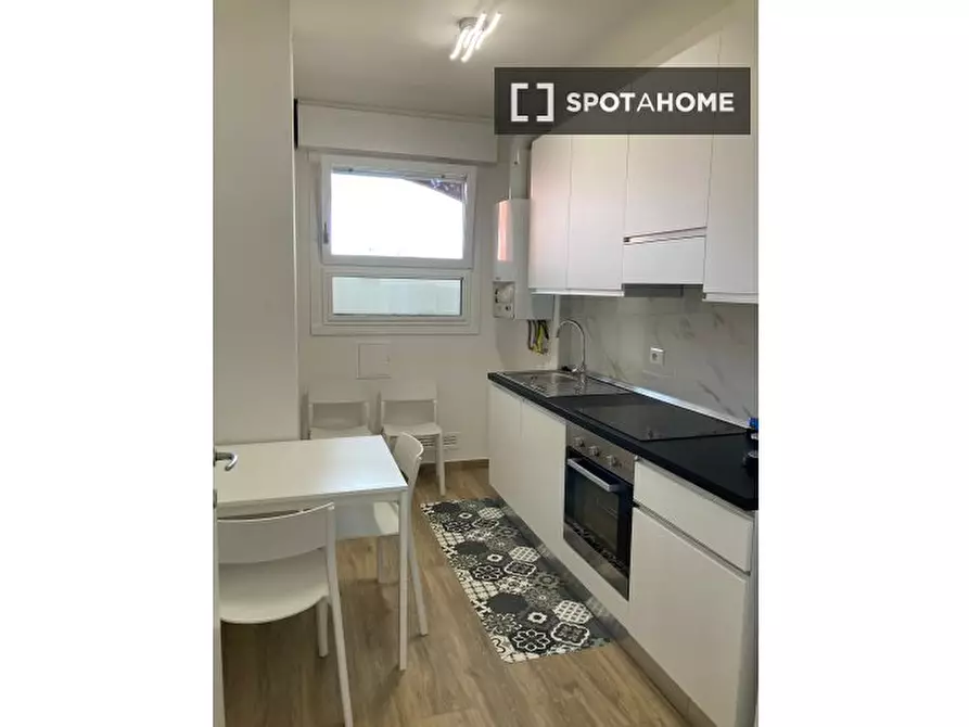 Immagine 7 di Ufficio in affitto  in Via Tommaso Grossi a Rho