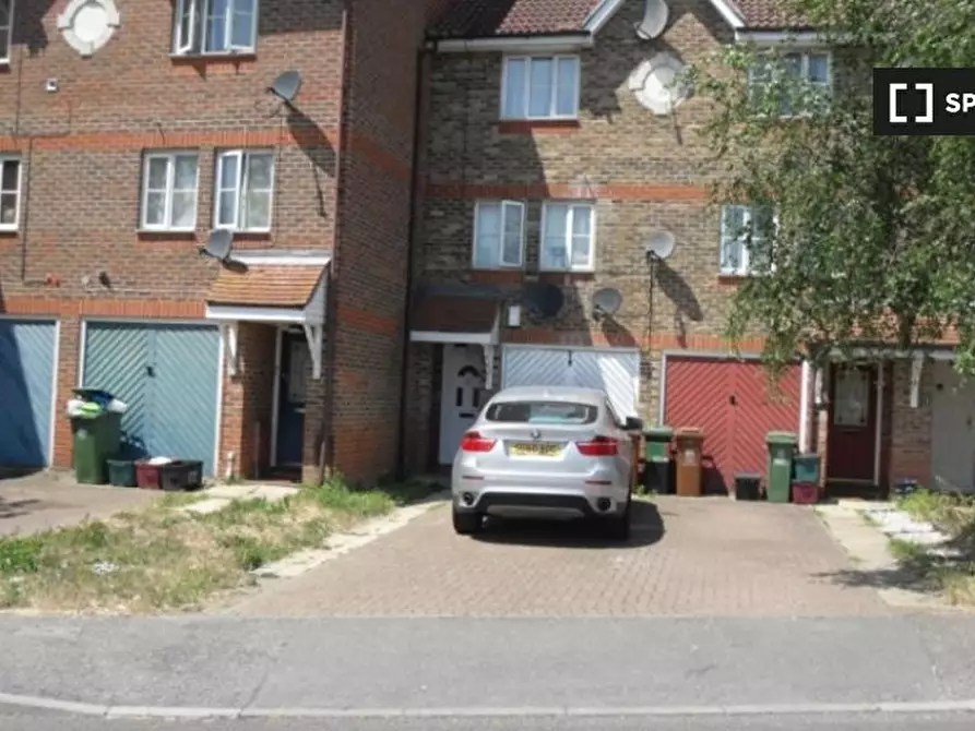 Immagine 10 di Ufficio in affitto  in Lytham Cl a Eltham