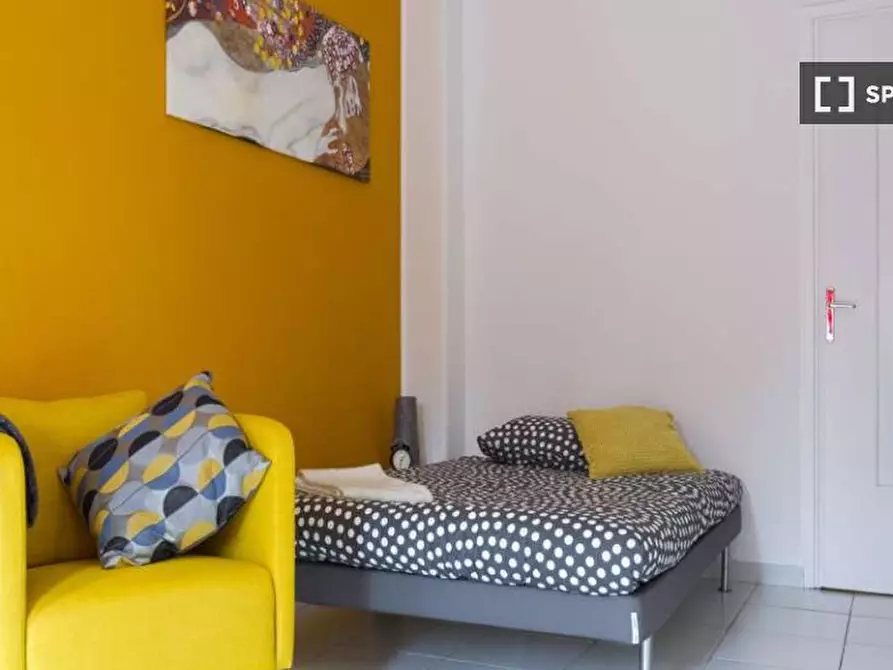 Immagine 2 di Camera condivisa in affitto  in Largo Giovanni Battista Scalabrini a Milano
