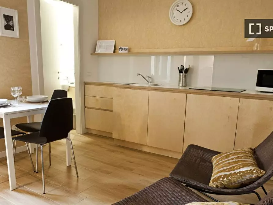 Immagine 5 di Appartamento in affitto  in Via Caretto a Milano