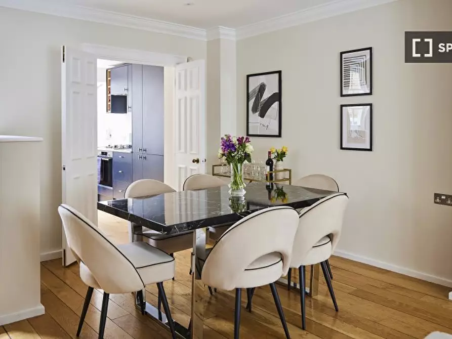 Immagine 2 di Appartamento in affitto  in Clareville St a Kensington