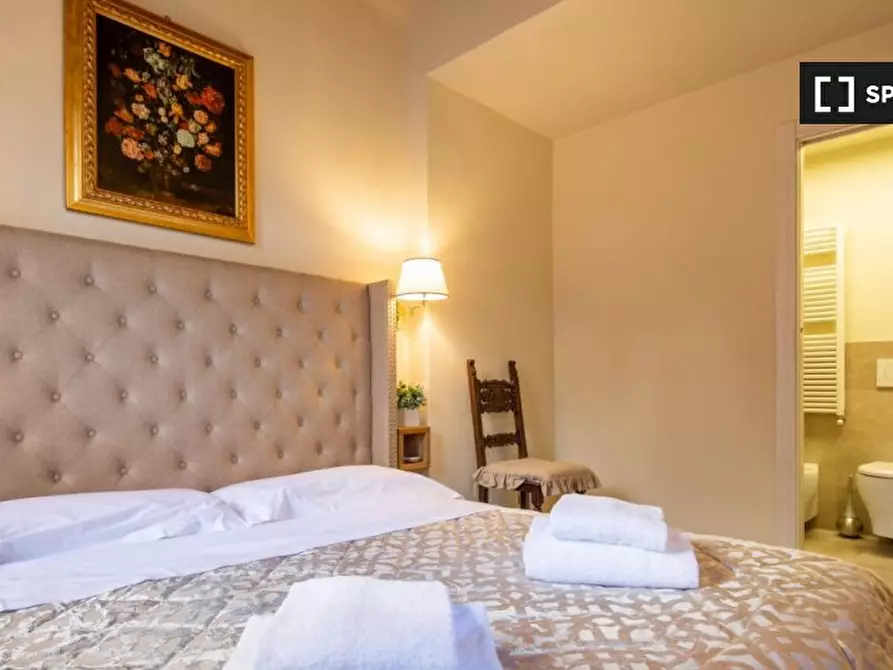 Immagine 5 di Appartamento in affitto  in Via dei Calzaiuoli a Firenze
