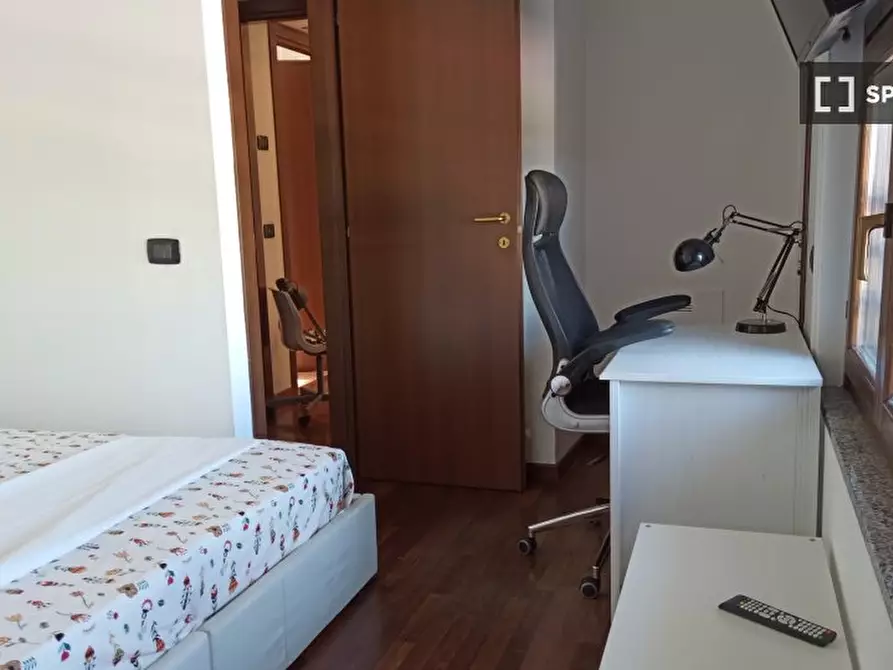 Immagine 7 di Camera condivisa in affitto  in Via Carlo Imbonati a Milano