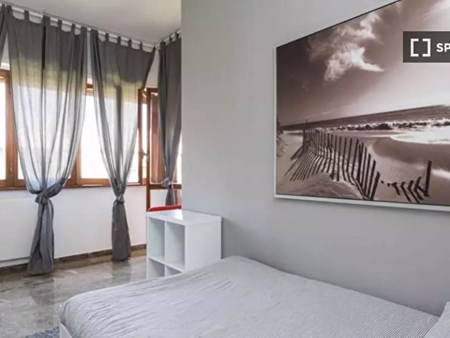 Immagine 7 di Camera condivisa in affitto  in Via Nocera Umbra a Roma