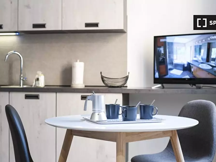 Immagine 10 di Ufficio in affitto  in Via Pompeo Scipione Dolfi a Bologna