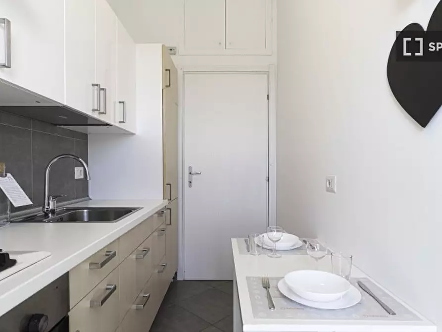 Immagine 8 di Appartamento in affitto  in Via Voghera a Milano